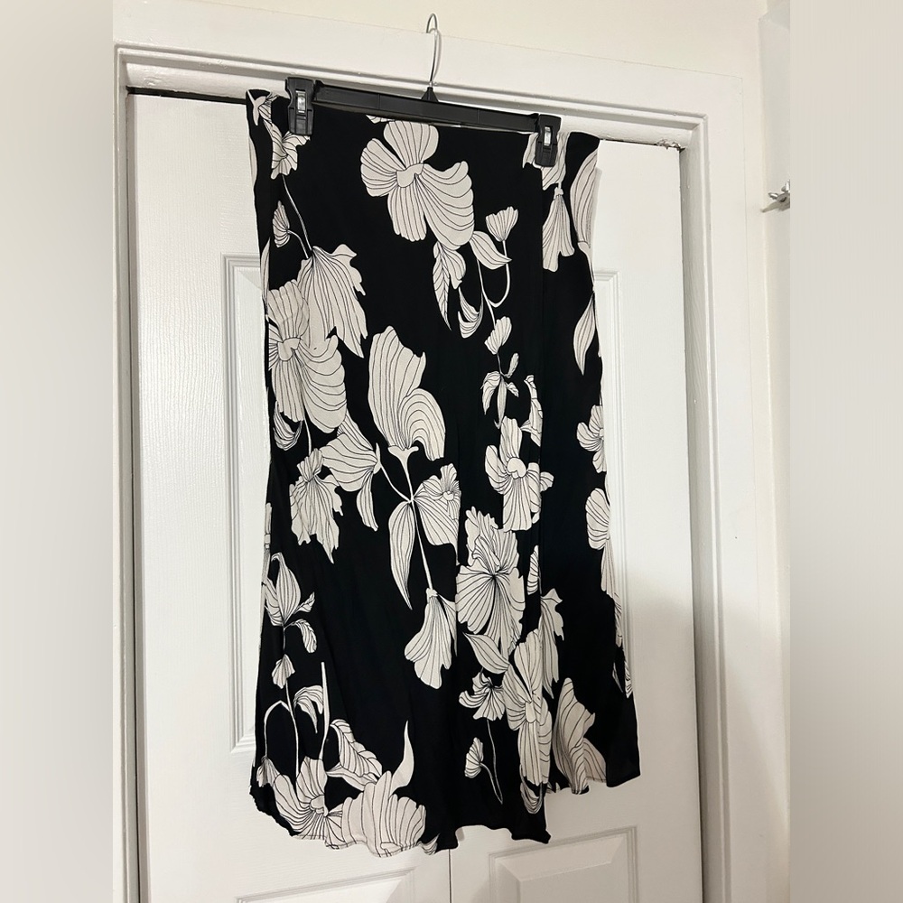 H&M XL midi skirt